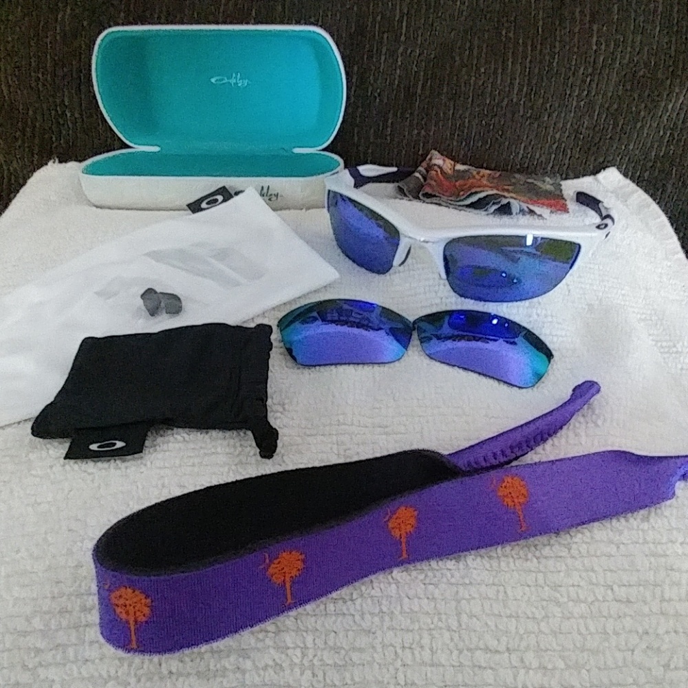 🌞Oakleys, Polarized Jacket 2.0